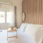 New Renovated Apt In City Center