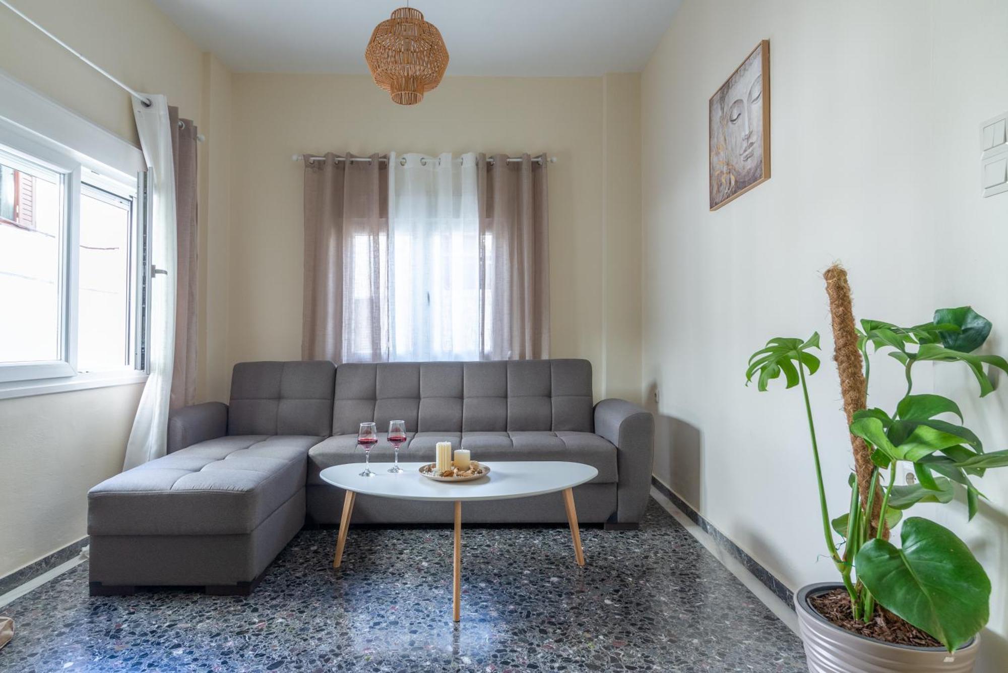 New Renovated In Center * Iraklion