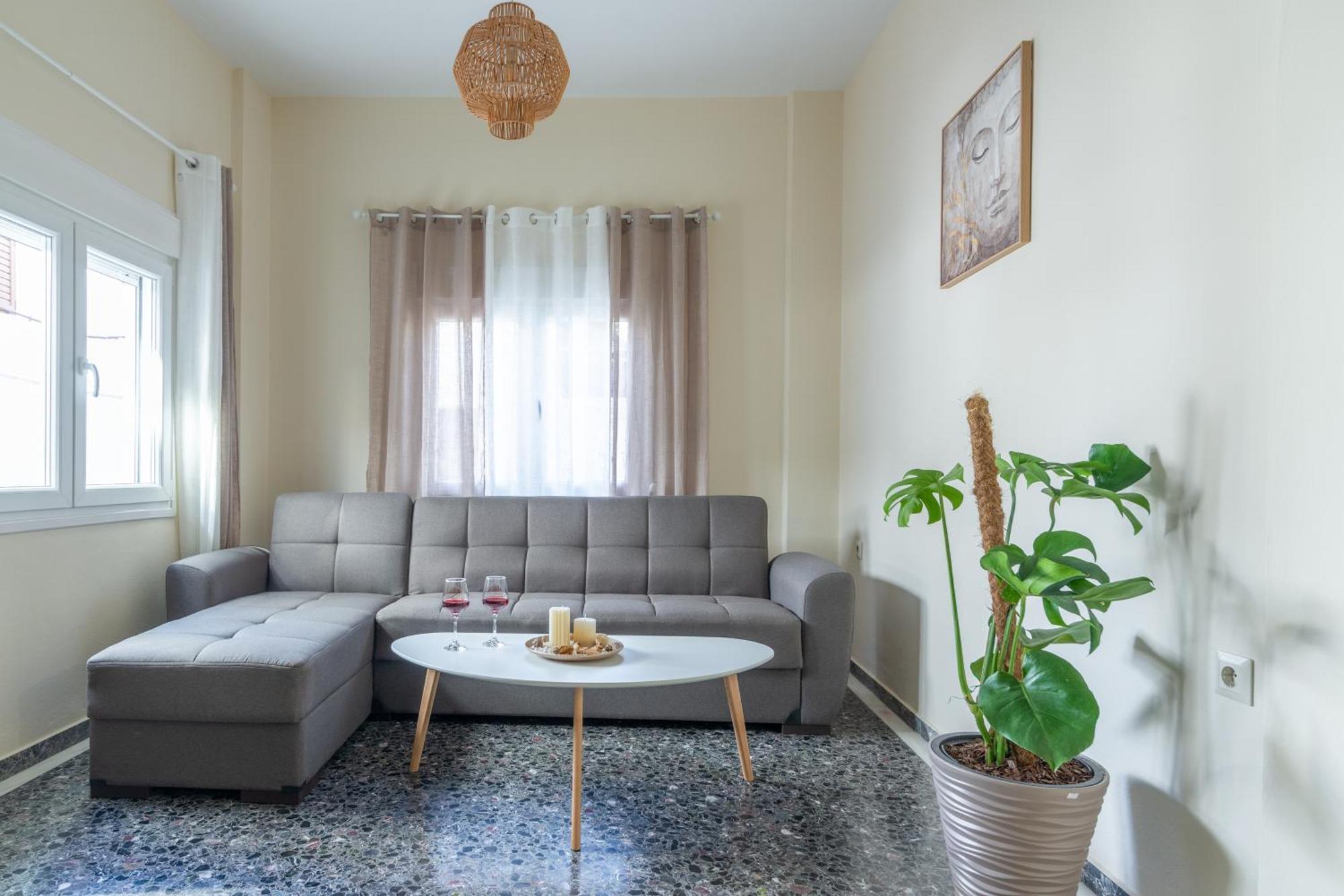 New Renovated In Center Appartement *